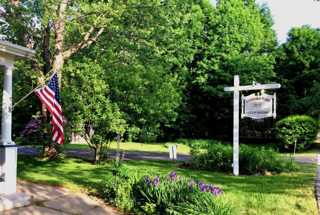 Carriage Barn Inn Keene Exterior foto