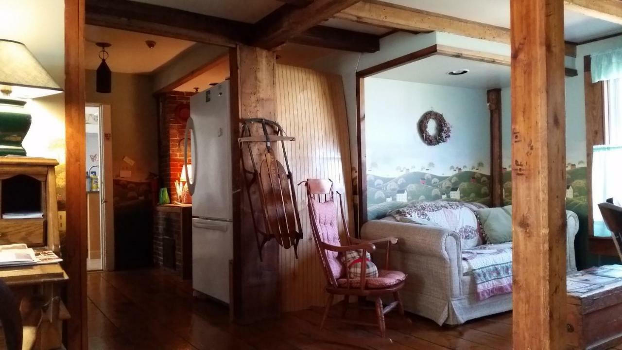 Carriage Barn Inn Keene Exterior foto
